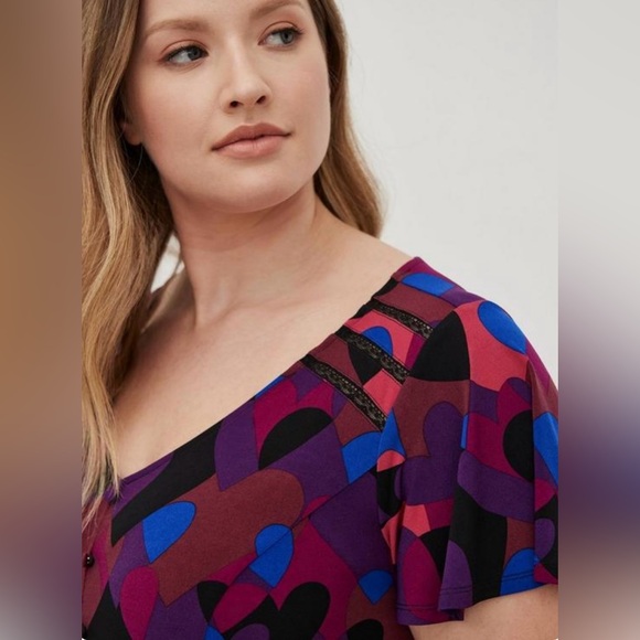 Torrid Sz. 2 (2X/18-20) Flutter Mini Dress - Studio Knit Multi Heart - Picture 3 of 5